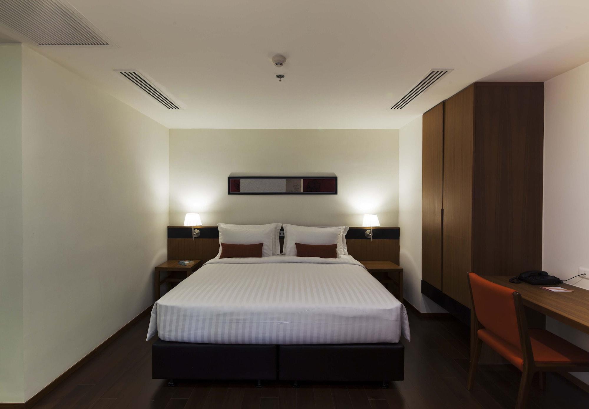 Eastin Tan Hotel Чиангмай Экстерьер фото