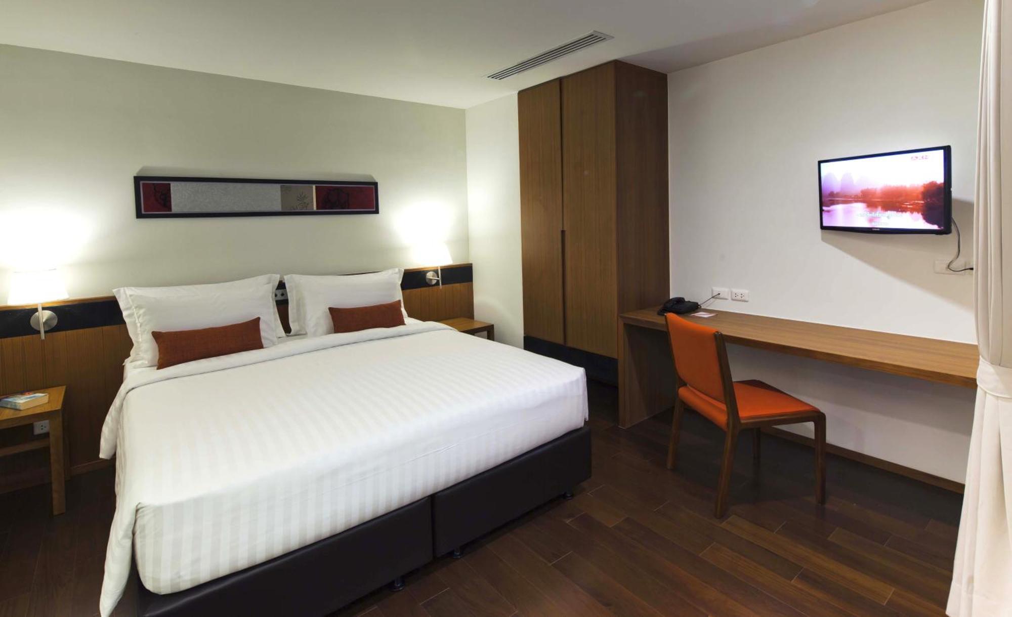 Eastin Tan Hotel Чиангмай Экстерьер фото