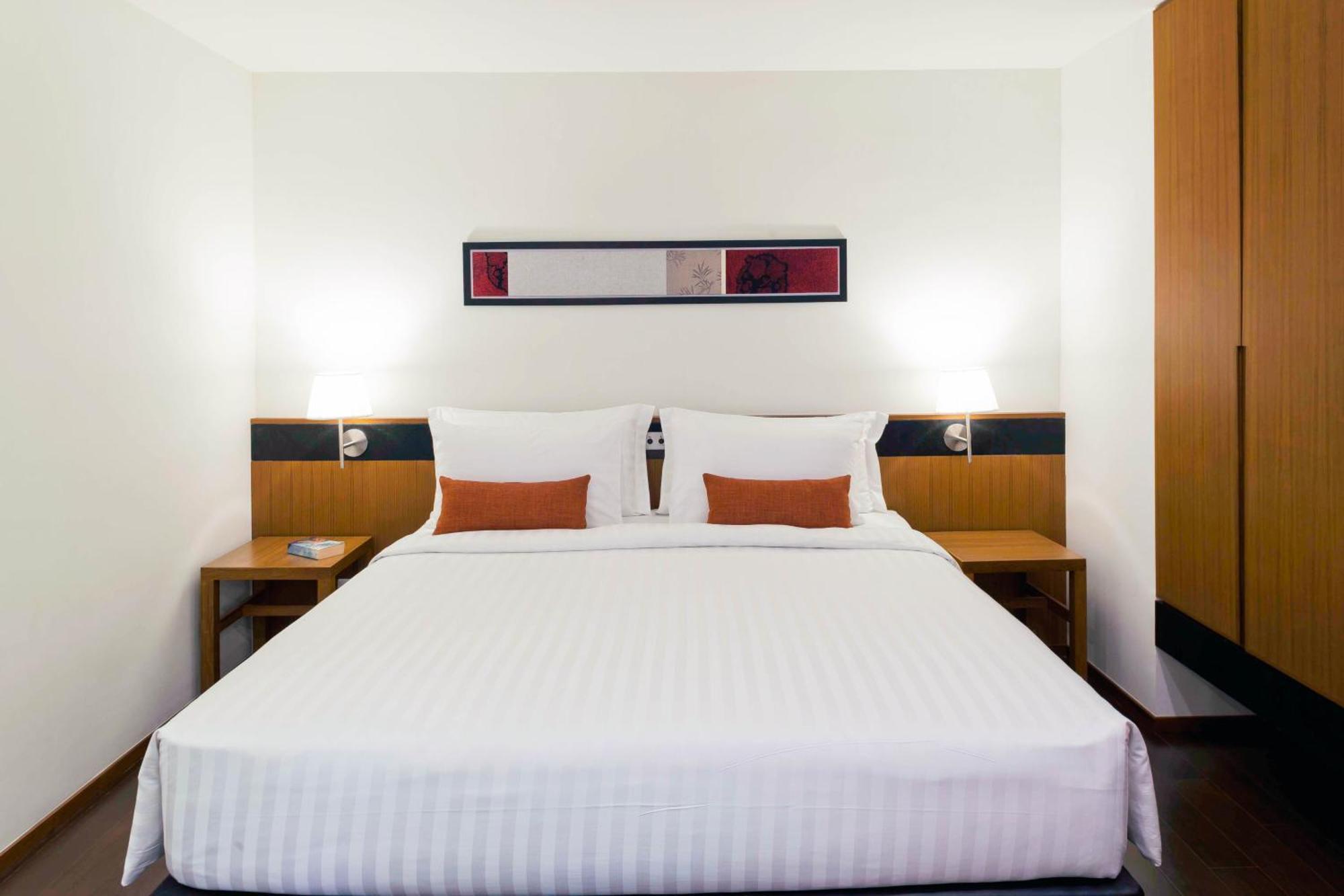 Eastin Tan Hotel Чиангмай Экстерьер фото